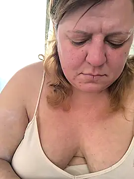 jusichka online show from February 12, 2026, 9:09 am