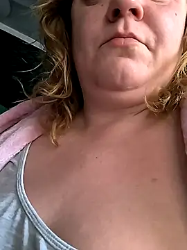 Snapshot of jusichka chatting on March 20, 2025, 6:08 am jusichka online show from March 20, 2025, 6:08 am