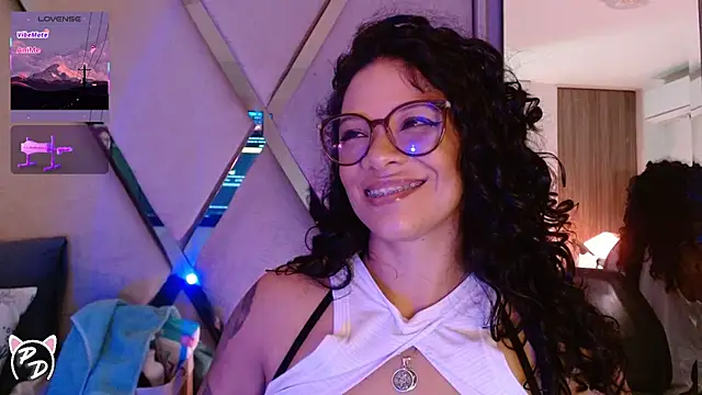 Snapshot of paula_daniela1 chatting on June 23, 2026, 9:24 pm paula daniela1 online show from June 23, 2026, 9:24 pm