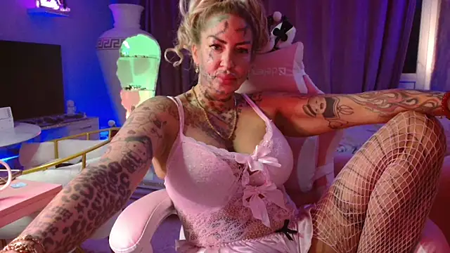 Jeanny Bln online show from December 19, 2025, 5:26 pm