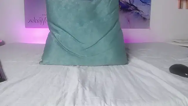 Snapshot of Benjamingrey@xh chatting on November 11, 2025, 8:03 pm Benjamingreyxh online show from November 11, 2025, 8:03 pm