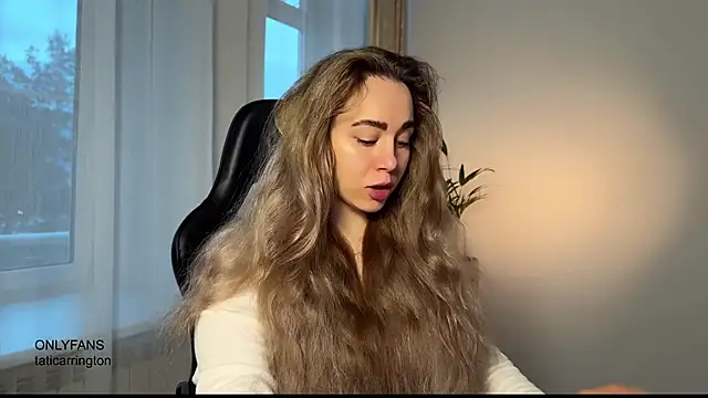 hotexclusive  online show from November 16, 2025, 4:39 am