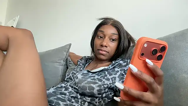 smileybabe online show from July 5, 2026, 8:54 am