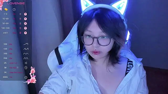 Snapshot of maydaykimmy chatting on January 8, 2026, 2:17 am maydaykimmy online show from January 8, 2026, 2:17 am