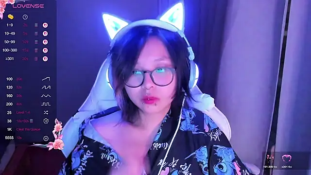 Snapshot of maydaykimmy chatting on December 15, 2025, 11:10 pm maydaykimmy online show from December 15, 2025, 11:10 pm