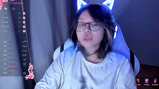 Snapshot of maydaykimmy chatting on February 15, 2026, 8:30 pm maydaykimmy online show from February 15, 2026, 8:30 pm