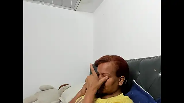 Snapshot of Laflaka22 chatting on March 6, 2025, 3:24 am Laflaka22 online show from March 6, 2025, 3:24 am