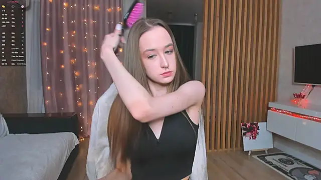 Sweett Monica online show from March 14, 2025, 2:08 pm