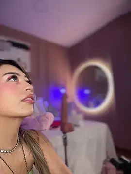 Atenea cute21 online show from June 14, 2026, 4:14 am
