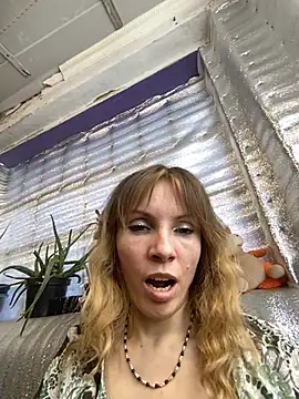 Snapshot of Anita-Smith chatting on March 21, 2025, 11:22 am Anita-Smith online show from March 21, 2025, 11:22 am