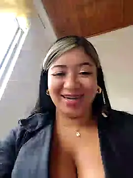 Snapshot of Ariana-pp03 chatting on January 15, 2025, 5:47 pm Ariana-pp03 online show from January 15, 2025, 5:47 pm