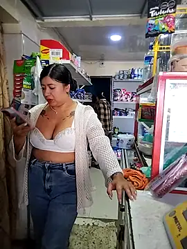 Ariana-pp03 online show from October 23, 2025, 6:39 pm