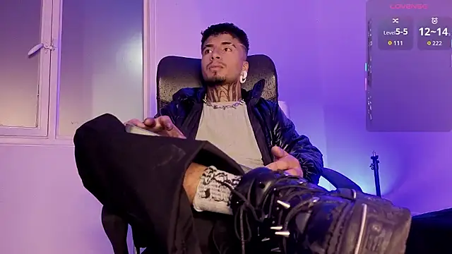 JuanCamiilo 66 online show from March 26, 2026, 1:15 am