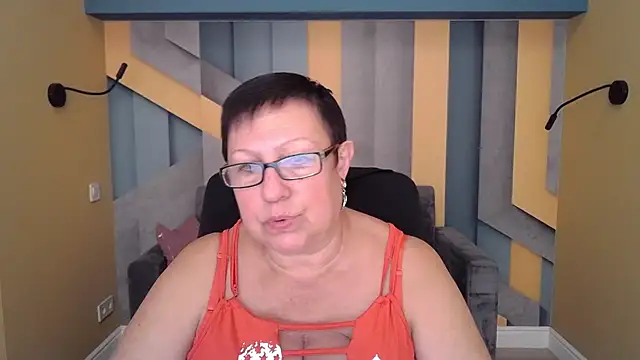 BarbaraTurners online show from October 1, 2025, 6:45 pm