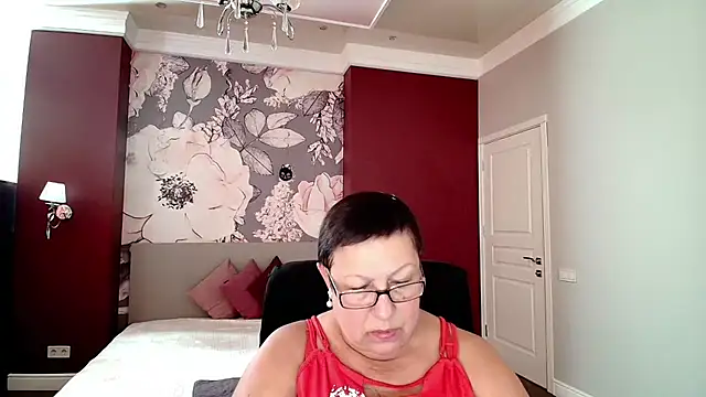 BarbaraTurners online show from September 28, 2025, 11:50 am