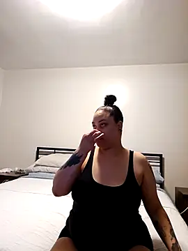 honeeyyy pot online show from March 21, 2026, 10:20 am