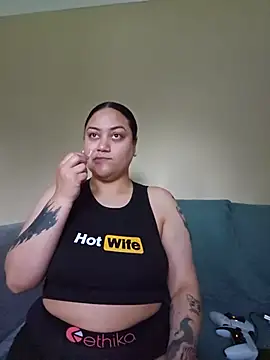 Snapshot of honeeyyy_pot chatting on May 23, 2026, 10:31 pm honeeyyy pot online show from May 23, 2026, 10:31 pm