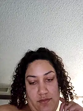 honeeyyy pot online show from September 21, 2025, 9:09 pm