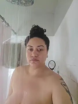 honeeyyy pot online show from November 12, 2025, 5:33 am