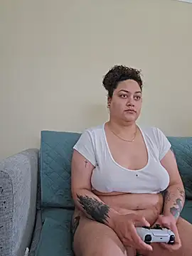 honeeyyy pot online show from April 16, 2026, 9:39 pm