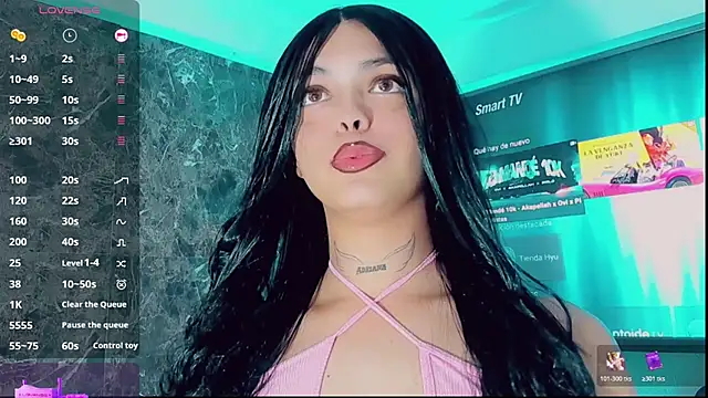 Emmaa Saenz  online show from November 27, 2025, 4:40 pm