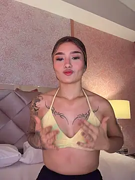Arianavillada online show from May 28, 2026, 3:47 am
