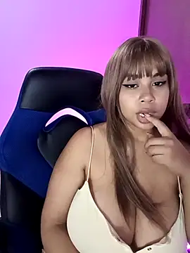 Snapshot of Vidiia chatting on March 21, 2025, 6:38 am Vidiia online show from March 21, 2025, 6:38 am