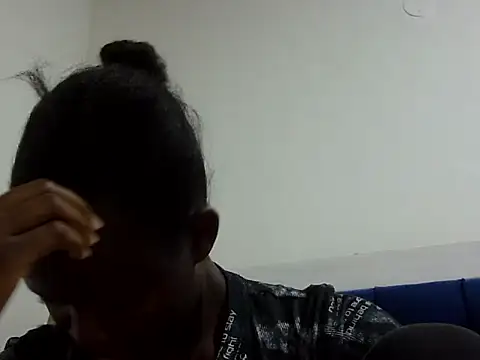 Seeexxxy-bree online show from April 14, 2026, 7:02 am