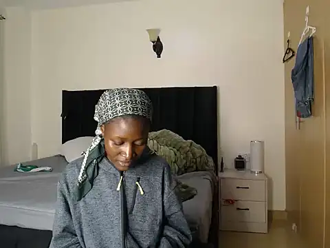 thicky anncy online show from August 2, 2026, 9:01 pm