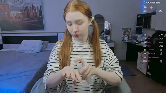 CallMeEffy1 online show from May 12, 2026, 4:46 pm
