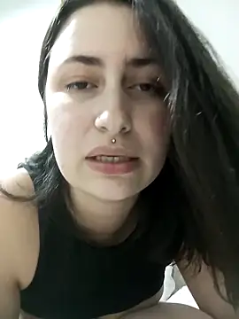 BiaHot010 online show from November 11, 2025, 3:23 am