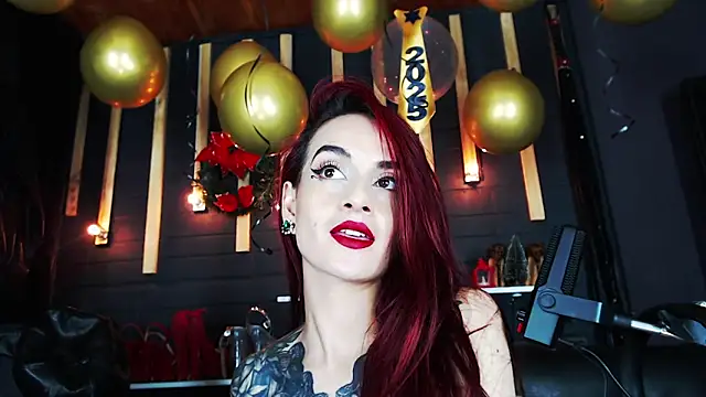 Snapshot of Liilith_goddess_ chatting on December 31, 2024, 11:09 am Liilith goddess online show from December 31, 2024, 11:09 am