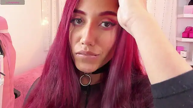 Snapshot of veronicaxx69 chatting on September 25, 2025, 4:18 am veronicaxx69 online show from September 25, 2025, 4:18 am