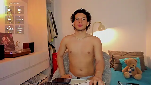 Snapshot of Curlblue chatting on November 13, 2025, 7:07 pm Curlblue online show from November 13, 2025, 7:07 pm