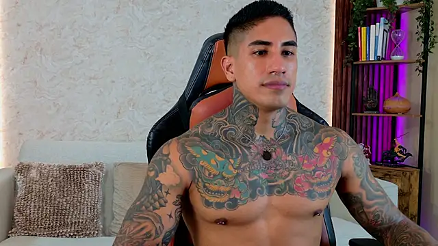 Snapshot of AdanReilly chatting on June 12, 2026, 9:45 pm AdanReilly online show from June 12, 2026, 9:45 pm