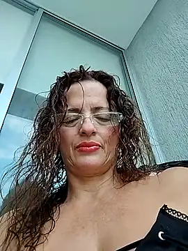 CioniWeiss online show from March 18, 2025, 10:37 pm