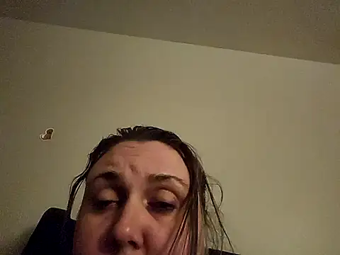 CurvySquirter69 online show from March 27, 2026, 8:11 am