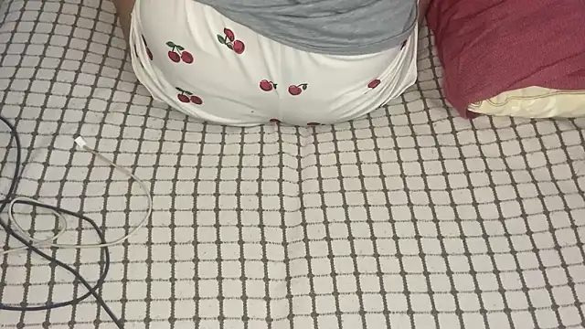 Ceyceys online show from December 15, 2025, 11:27 am