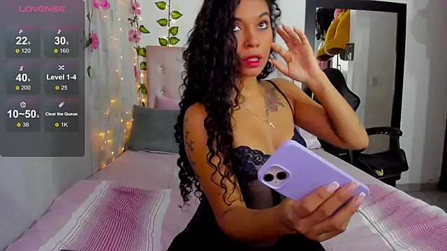 tefy-cardona online show from July 12, 2026, 2:51 pm