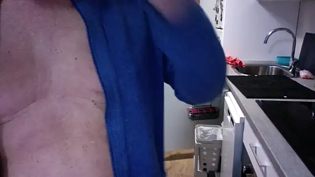 nakedalways999 online show from March 7, 2026, 12:10 pm