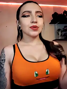 Snapshot of Paudelatorre chatting on September 12, 2025, 2:34 am Paudelatorre online show from September 12, 2025, 2:34 am