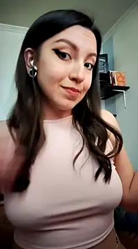 Snapshot of Paudelatorre chatting on February 20, 2025, 9:31 pm Paudelatorre online show from February 20, 2025, 9:31 pm