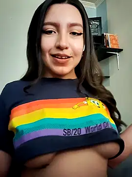 Snapshot of Paudelatorre chatting on January 31, 2025, 6:57 pm Paudelatorre online show from January 31, 2025, 6:57 pm