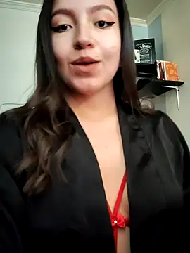 Snapshot of Paudelatorre chatting on January 28, 2025, 9:08 pm Paudelatorre online show from January 28, 2025, 9:08 pm