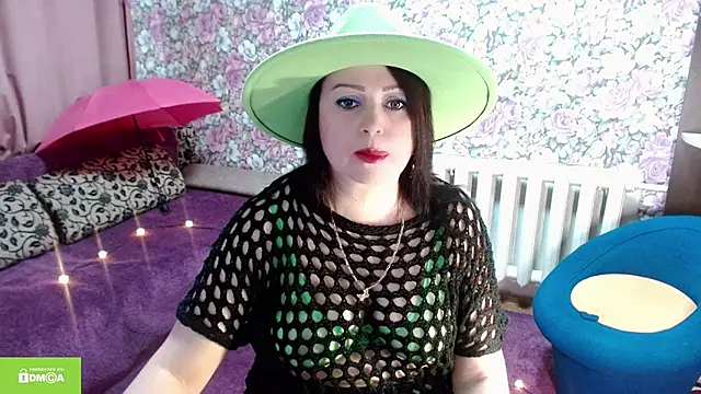 Julia-ru online show from October 28, 2025, 8:08 pm