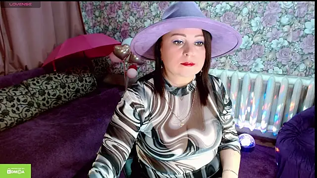 Julia-ru online show from April 21, 2026, 7:42 pm