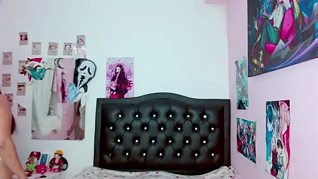 melody-tarly online show from November 17, 2025, 12:25 am