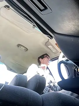 joeiandola online show from October 30, 2025, 5:10 pm