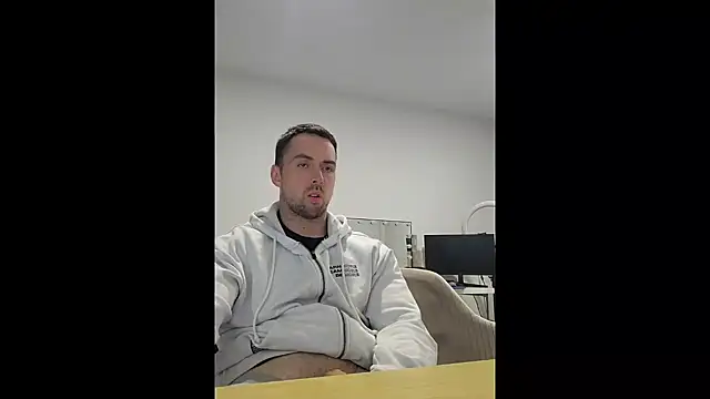 Codyxx online show from October 9, 2025, 9:32 am