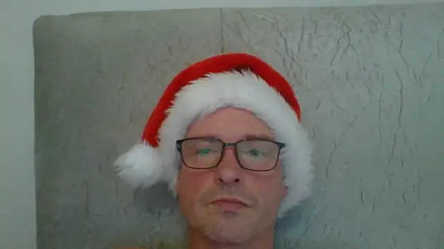 mrtickle0025 online show from December 17, 2025, 10:31 am